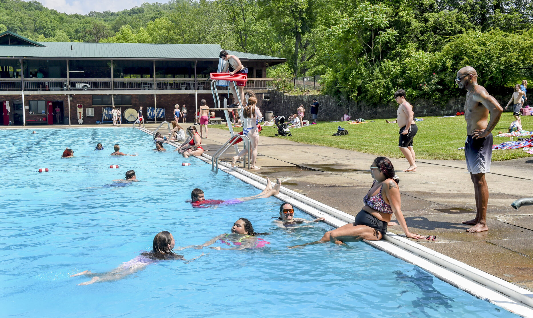 Coonskin Park2